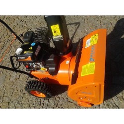 Schneefräse Neu mit 5 PS Benzinmotor